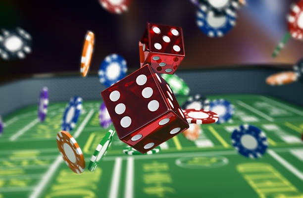 Wolf Gold slot reel display showing moon symbol and payline structure